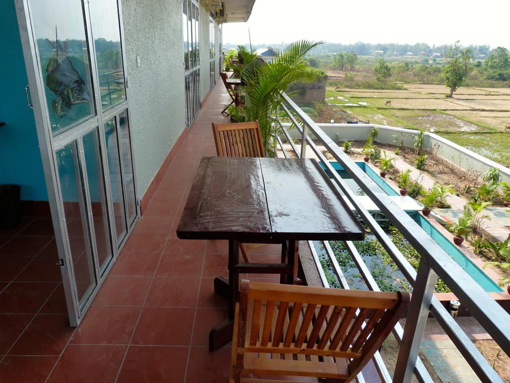 River Dolphin Hotel Kratyeh Kültér fotó