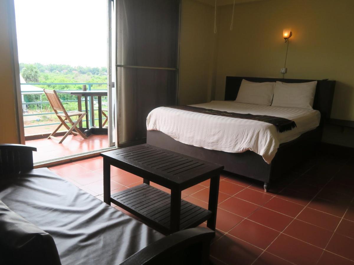 River Dolphin Hotel Kratyeh Kültér fotó